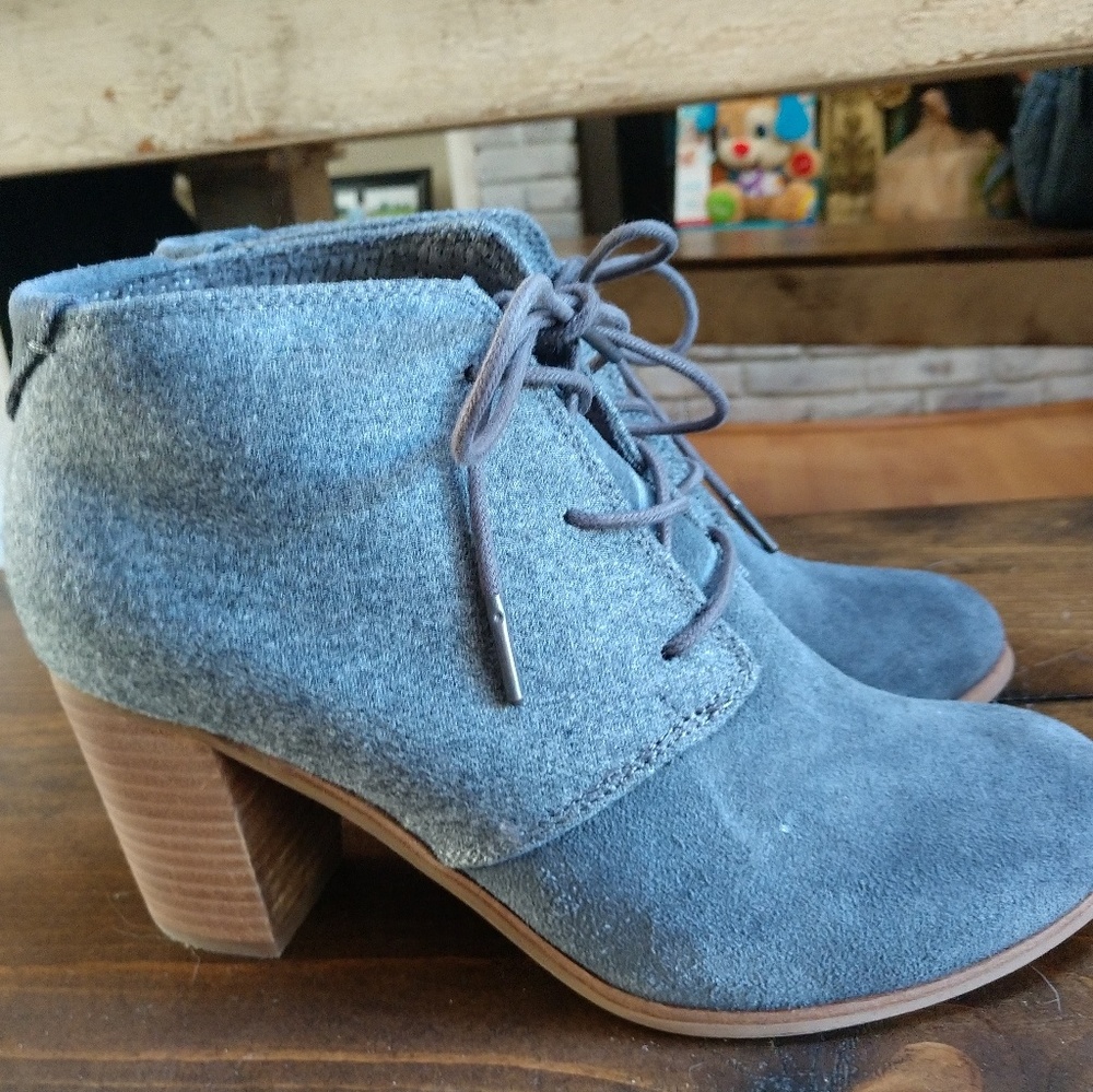 Toms Lunate Lace-up
